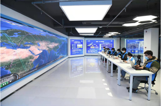遥感影像数据集于鹤壁、服务华中———探访位于鹤壁东区5G产业园的航天宏图华中总部